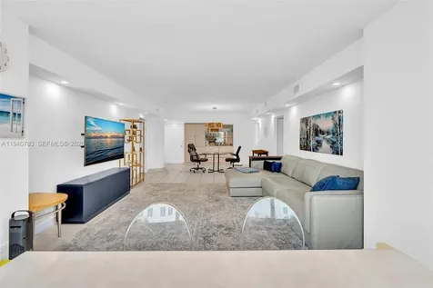 5005 Collins Avenue Miami Beach FL 33140