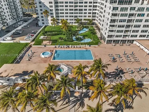 5005 Collins Avenue Miami Beach FL 33140