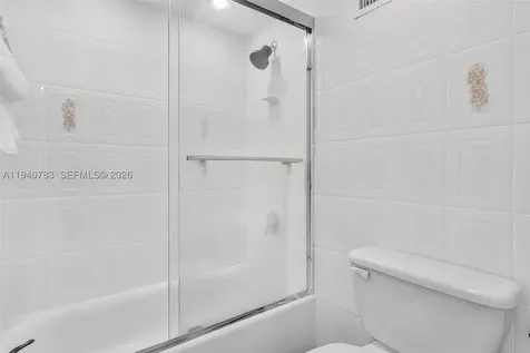 5005 Collins Avenue Miami Beach FL 33140