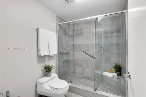 50 Ocean Lane Drive Key Biscayne FL 33149