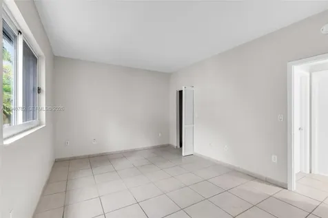50 Ocean Lane Drive Key Biscayne FL 33149