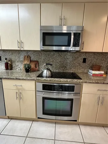 50 Ocean Lane Drive Key Biscayne FL 33149
