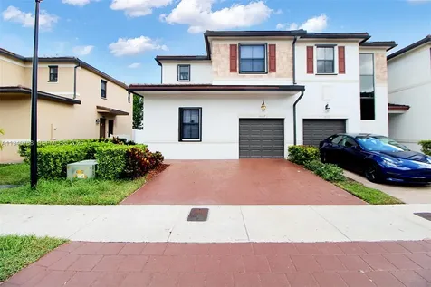 10137 W 32nd Lane Hialeah FL 33018