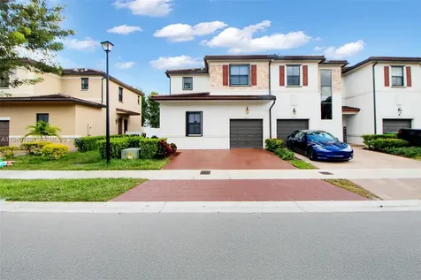 10137 W 32nd Lane Hialeah FL 33018