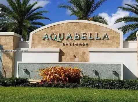 10137 W 32nd Lane Hialeah FL 33018