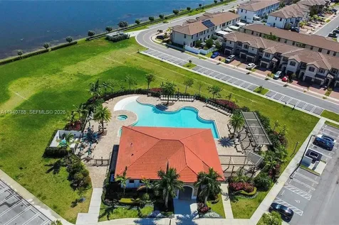 10137 W 32nd Lane Hialeah FL 33018