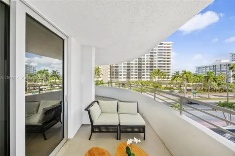 5555 Collins Avenue Miami Beach FL 33140
