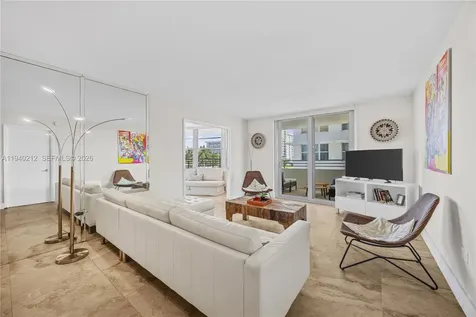 5555 Collins Avenue Miami Beach FL 33140