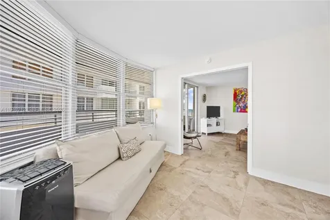 5555 Collins Avenue Miami Beach FL 33140