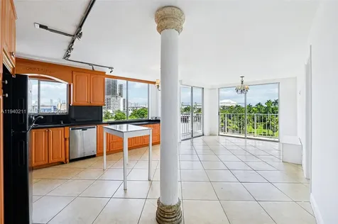 1740 NW N River Drive Miami FL 33125