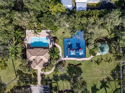 4135 Woodhill Place Boynton Beach FL 33436
