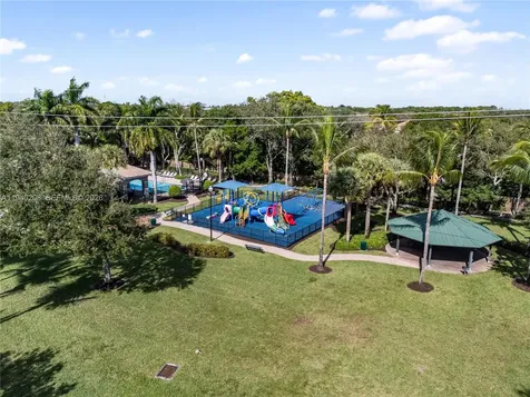 4135 Woodhill Place Boynton Beach FL 33436