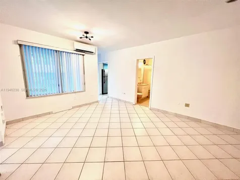 10178 Collins Avenue Bal Harbour FL 33154