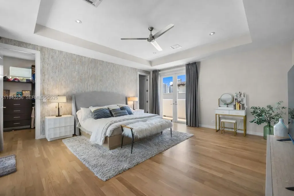 1317 NE 2nd Street Fort Lauderdale FL 33301