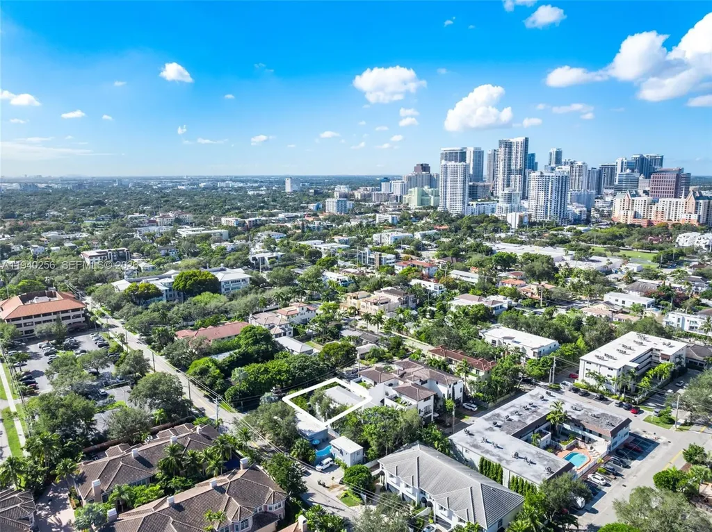 1317 NE 2nd Street Fort Lauderdale FL 33301