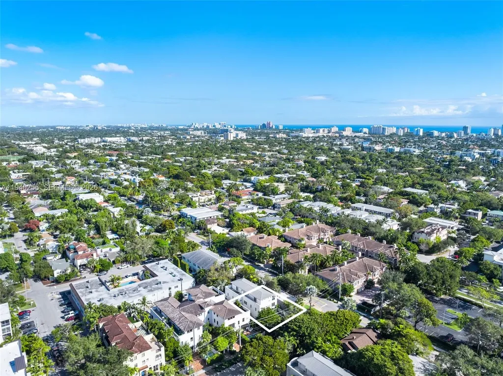 1317 NE 2nd Street Fort Lauderdale FL 33301