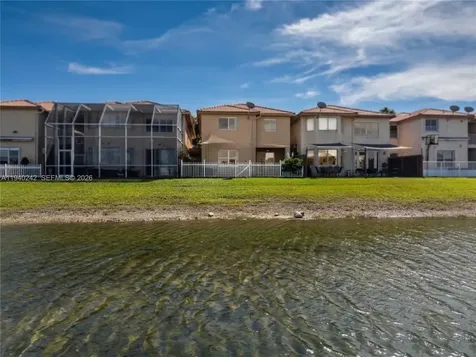 11541 NW 68th Terrace Doral FL 33178