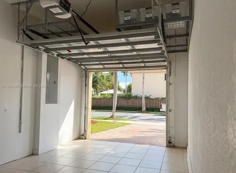 11541 NW 68th Terrace Doral FL 33178