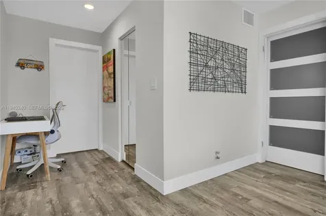 8900 Washington Boulevard Pembroke Pines FL 33025