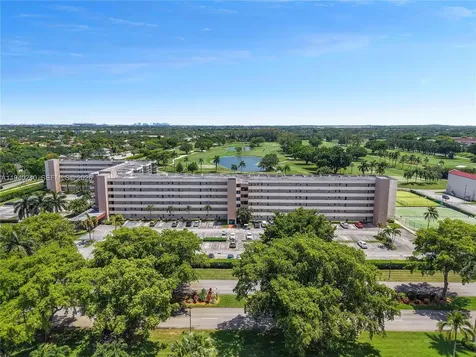 8900 Washington Boulevard Pembroke Pines FL 33025