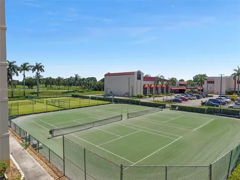 8900 Washington Boulevard Pembroke Pines FL 33025