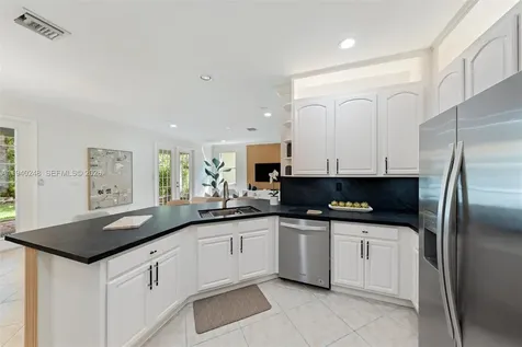 19421 Stonebrook Street Weston FL 33332