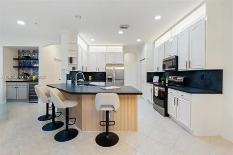 19421 Stonebrook Street Weston FL 33332