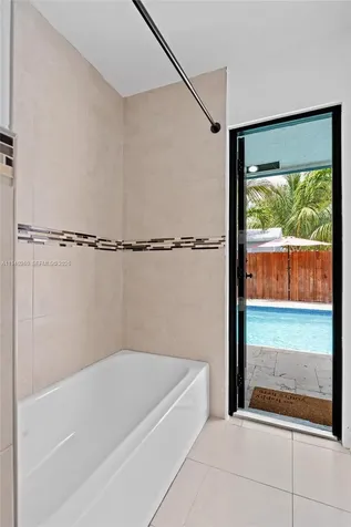 730 SW 95th Terrace Pembroke Pines FL 33025
