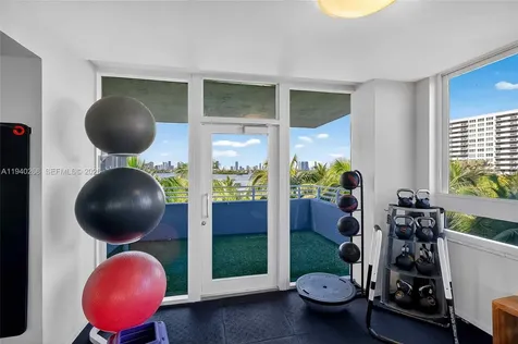 1330 West Avenue Miami Beach FL 33139