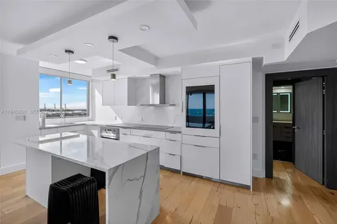 1330 West Avenue Miami Beach FL 33139