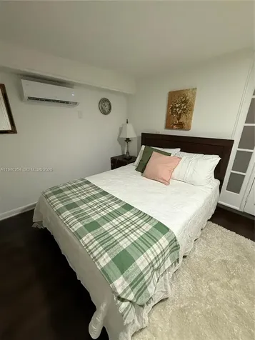 2036 NE 21st Avenue Fort Lauderdale FL 33305