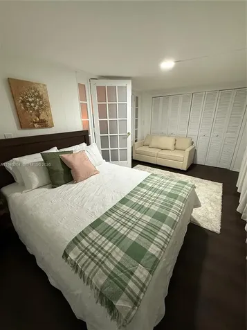 2036 NE 21st Avenue Fort Lauderdale FL 33305