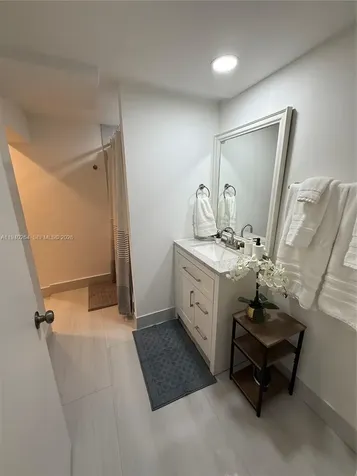 2036 NE 21st Avenue Fort Lauderdale FL 33305