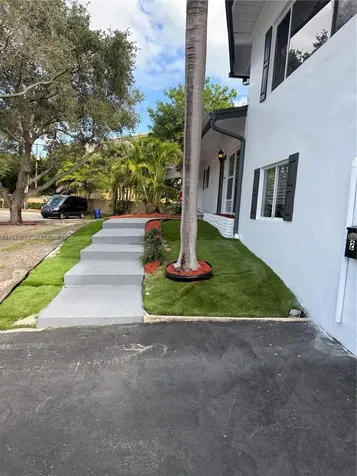 2036 NE 21st Avenue Fort Lauderdale FL 33305