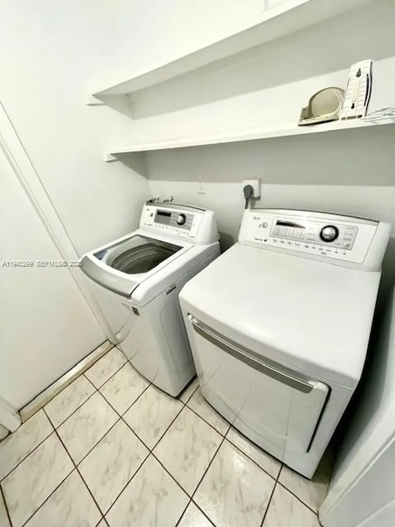 5650 NE 17th Terrace Fort Lauderdale FL 33334
