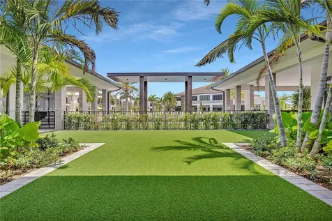 8037 NW 42nd Street Doral FL 33166