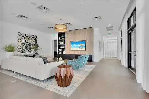 8037 NW 42nd Street Doral FL 33166