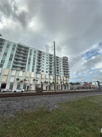 140 S Dixie Highway Hollywood FL 33020
