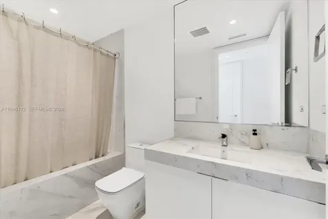 17975 Collins Avenue Sunny Isles Beach FL 33160
