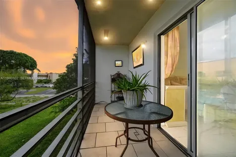 9101 Sunrise Lakes Boulevard Sunrise FL 33322