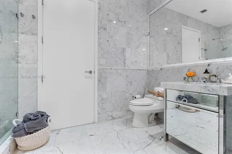 17475 Collins Avenue Sunny Isles Beach FL 33160
