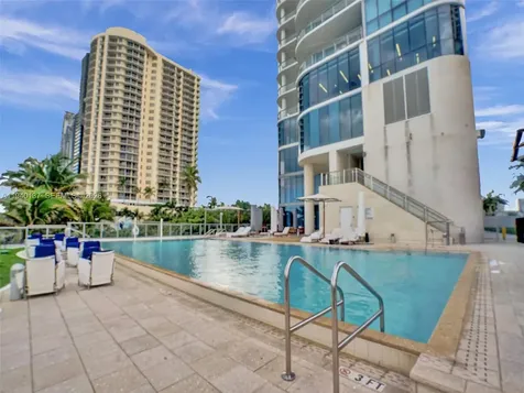 17475 Collins Avenue Sunny Isles Beach FL 33160