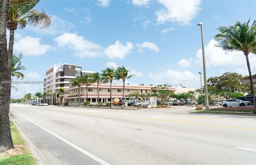 236 N Federal Highway Dania Beach FL 33004