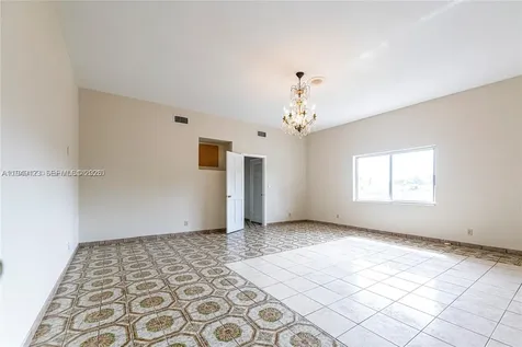 236 N Federal Highway Dania Beach FL 33004