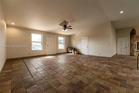 236 N Federal Highway Dania Beach FL 33004