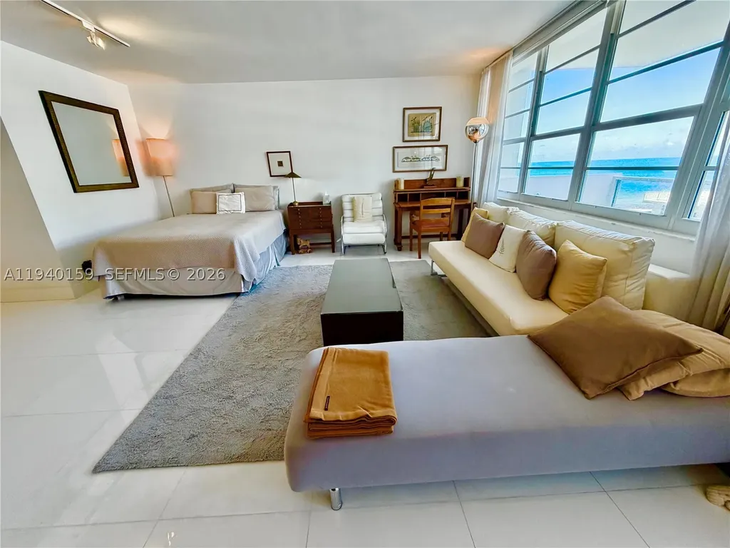 100 Lincoln Road Miami Beach FL 33139
