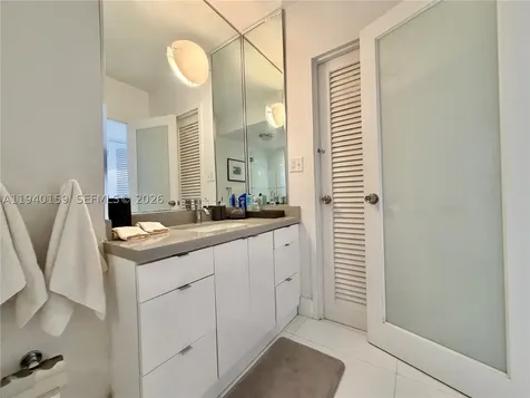 100 Lincoln Road Miami Beach FL 33139