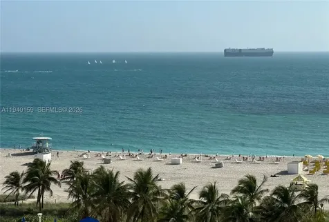 100 Lincoln Road Miami Beach FL 33139