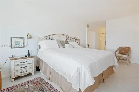 3725 S Ocean Drive Hollywood FL 33019