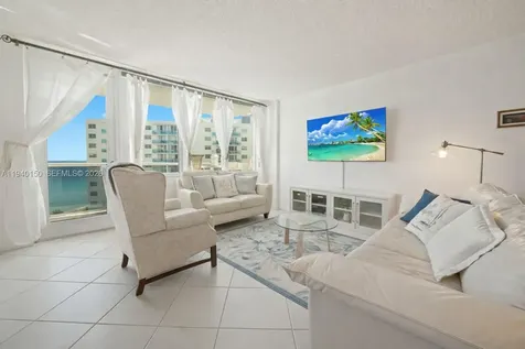 3725 S Ocean Drive Hollywood FL 33019